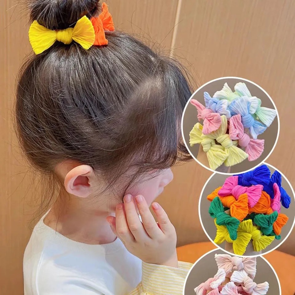 女の子のための高弾性ヘアタイ、かわいい蝶ネクタイ、無地、ヘア - Scrunchie Satin Set のレビューと価格