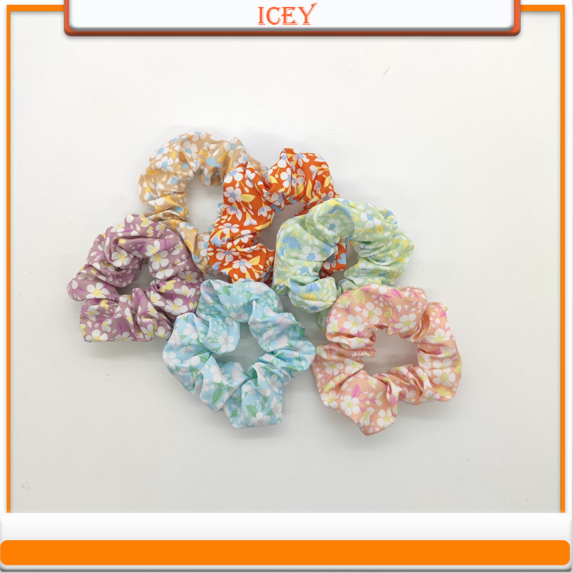 花柄生地のトランク、黒のリング、髪、シンプルなヘッドバンド、 - Scrunchie Satin Set のレビューと価格