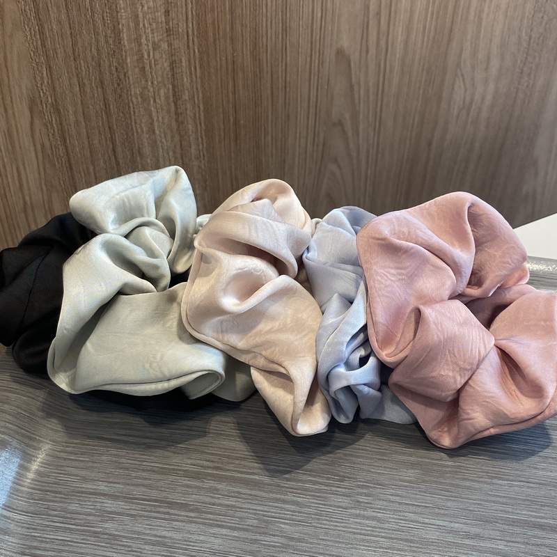 女性と女の子のためのシルククランチ、弾性サテンヘアバンド、レ - Scrunchie Satin Set のレビューと価格