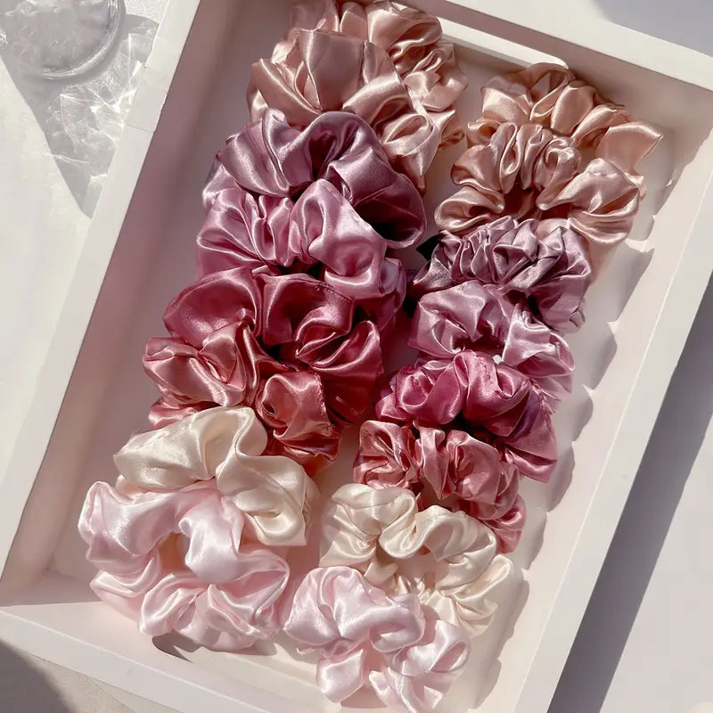 16 個ソフトサテンシュシュエレガントな高弾性ヘアバンドファ - Scrunchie Satin Set のレビューと価格