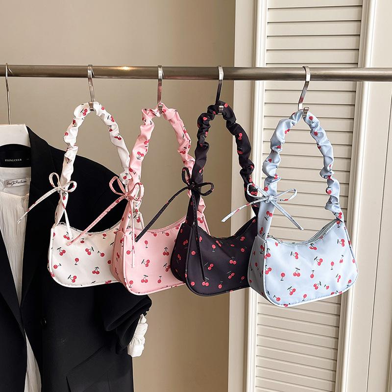韓国製キャンバスショルダーバッグ、かわいい花柄のリボンプリン - Women'S Accessories Handbags のレビューと価格